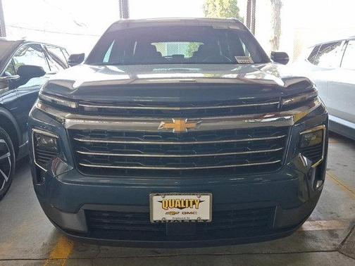 Lakeshore Blue Metallic 2026 Chevrolet Traverse LT