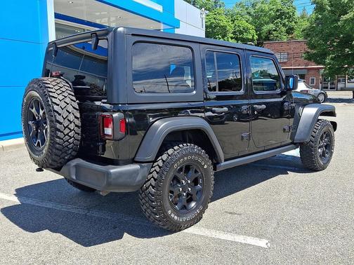 Black Clearcoat 2021 Jeep Wrangler Willys