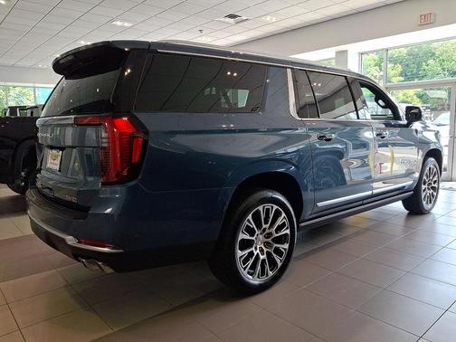 Downpour Metallic 2026 GMC Yukon XL Denali