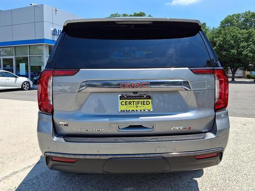 Sterling Metallic 2024 GMC Yukon 4WD AT4