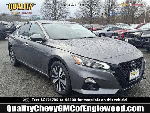 2020 Nissan Altima 2.5 SV