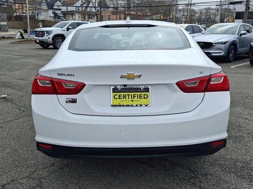 Summit White 2023 Chevrolet Malibu FWD 1LT