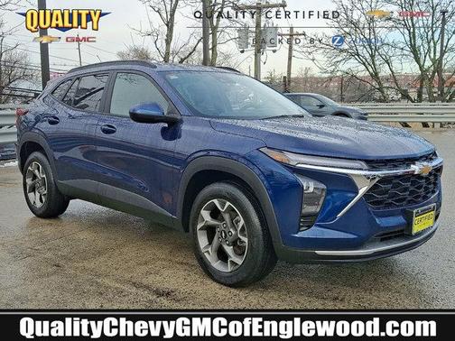 Blue Glow Metallic 2024 Chevrolet Trax LT