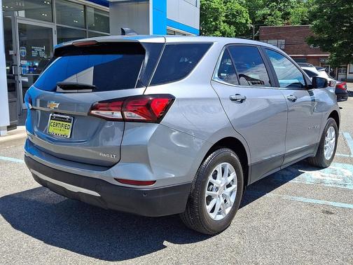 Sterling Gray Metallic 2024 Chevrolet Equinox 1LT