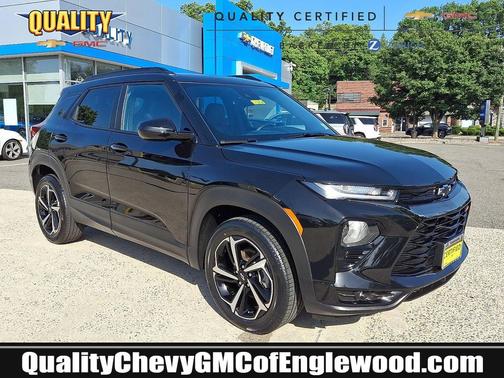 Mosaic Black Metallic 2023 Chevrolet Trailblazer RS