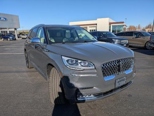 2022 Lincoln Aviator BLACK LABEL