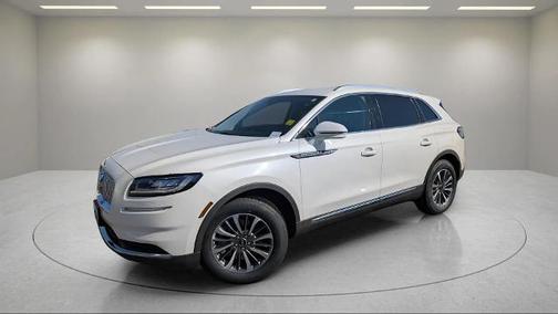 2021 Lincoln Nautilus STANDARD