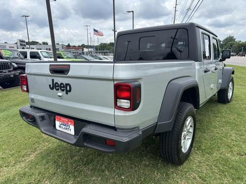 2023 Jeep Gladiator Sport S