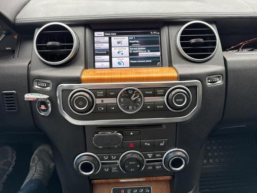 2015 Land Rover LR4 Base