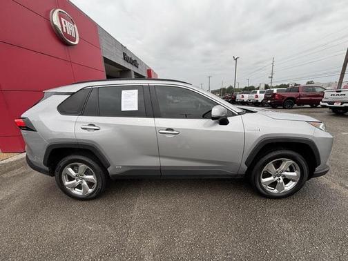 2021 Toyota RAV4 Hybrid XLE Premium