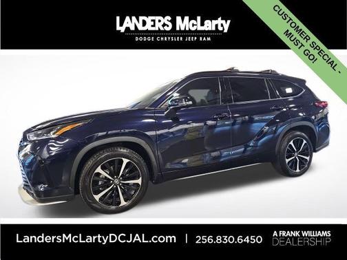 2022 Toyota Highlander XSE