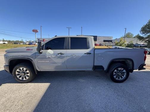 2024 Chevrolet Silverado 2500 Custom