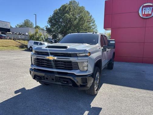 2024 Chevrolet Silverado 2500 Custom