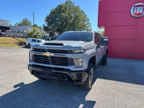 2024 Chevrolet Silverado 2500 Custom