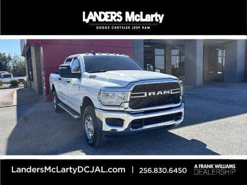 2024 RAM 2500 Tradesman Crew Cab 4x4 6'4' Box