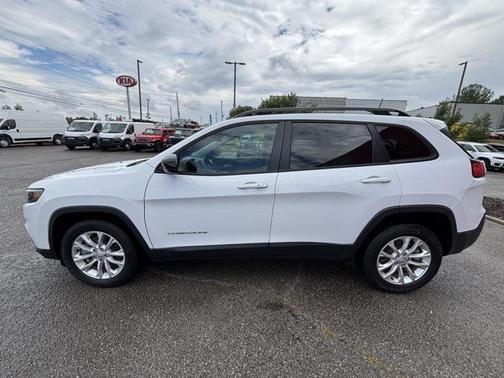 2022 Jeep Cherokee Latitude Lux