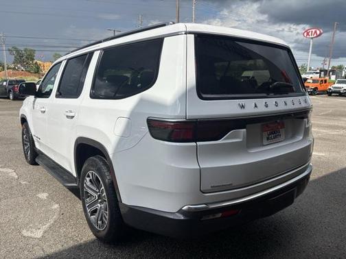 2022 Jeep Wagoneer Series III 4x4