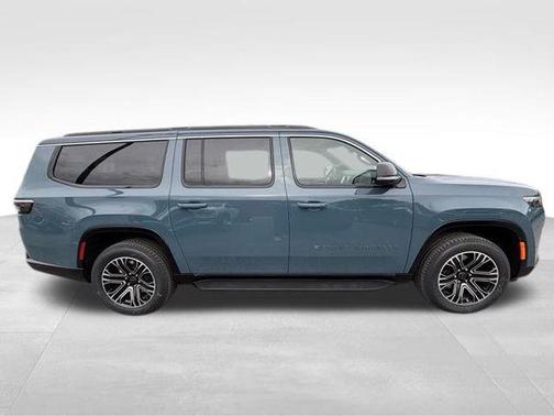 2026 Jeep Grand Wagoneer L 4x2