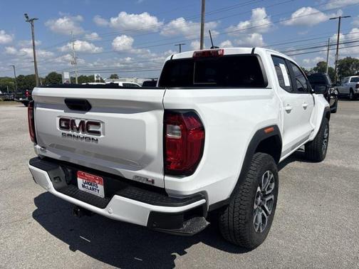 2024 GMC Canyon AT4