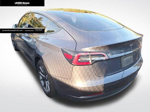 2022 Tesla Model 3 Standard Range