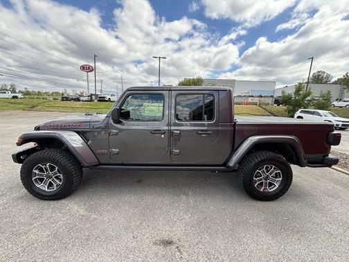 2025 Jeep Gladiator Mojave X