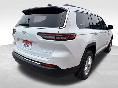 Bright White Clearcoat 2026 Jeep Grand Cherokee L Laredo