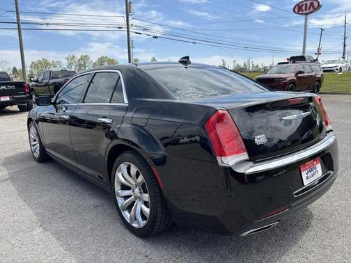 2018 Chrysler 300 Limited