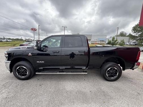 2025 RAM 2500 Laramie Crew Cab 4x4 6'4' Box