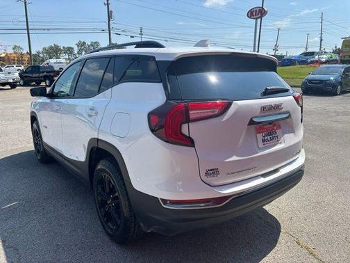 2023 GMC Terrain AWD AT4