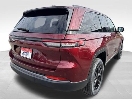 2026 Jeep Grand Cherokee Altitude