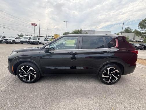 2023 Mitsubishi Outlander SE 2.5 2WD