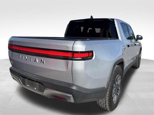 2023 Rivian R1T Adventure Quad Motor Large Pack