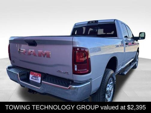 2026 RAM 2500 Tradesman Crew Cab 4x4 6'4' Box