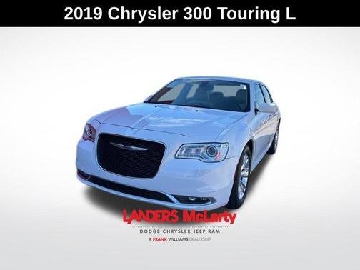 2019 Chrysler 300 Touring