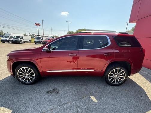 2021 GMC Acadia Denali