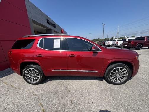 2021 GMC Acadia Denali