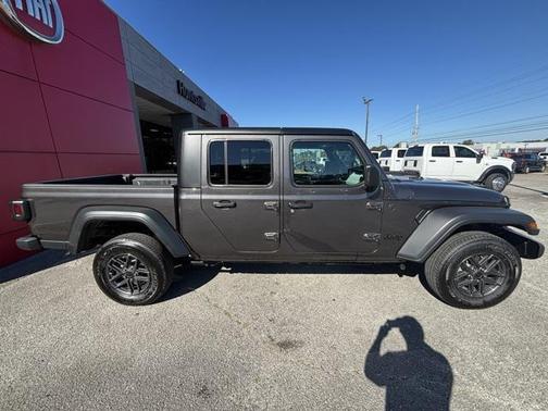 2025 Jeep Gladiator Sport S