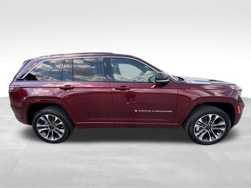 2025 Jeep Grand Cherokee Overland