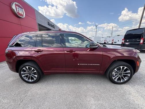 2025 Jeep Grand Cherokee Overland