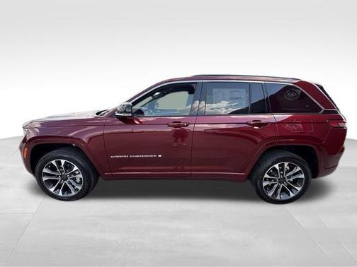 2025 Jeep Grand Cherokee Overland