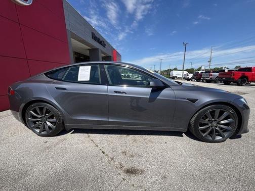 2021 Tesla Model S Plaid
