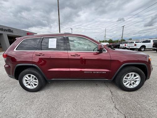 2020 Jeep Grand Cherokee Laredo