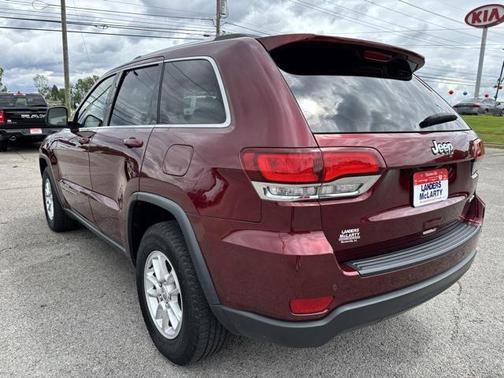 2020 Jeep Grand Cherokee Laredo