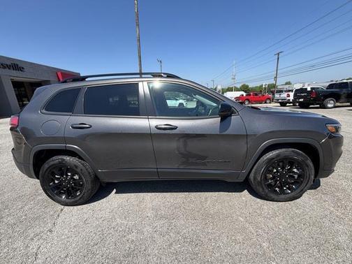 2023 Jeep Cherokee Altitude