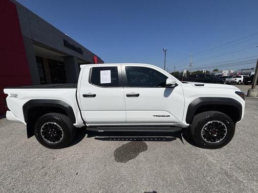 2024 Toyota Tacoma TRD Off Road