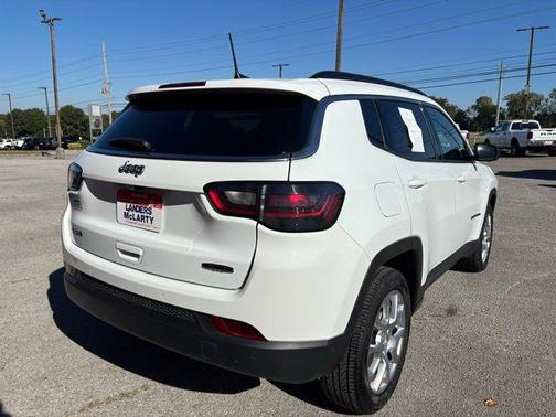 2024 Jeep Compass Latitude Lux