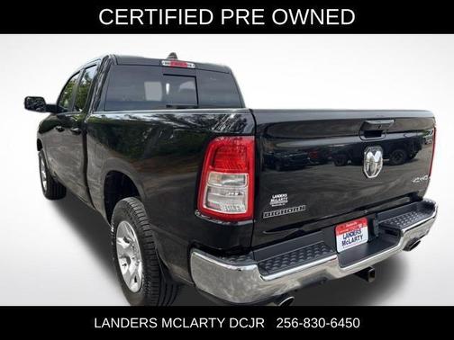 Diamond Black Crystal Pearlcoat 2022 RAM 1500 Big Horn/Lone Star
