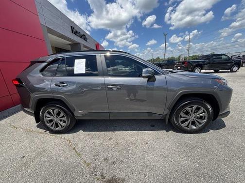 2024 Toyota RAV4 Hybrid XLE Premium