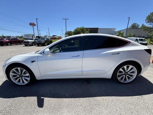 2019 Tesla Model 3 Standard Range