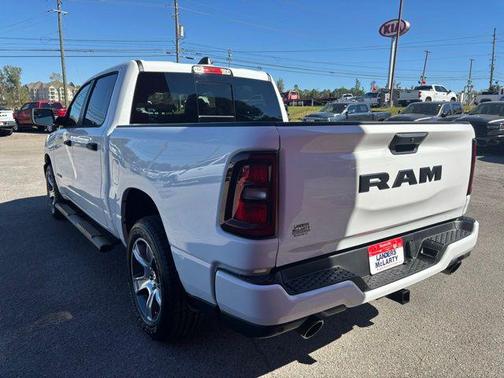 2026 RAM 1500 Express